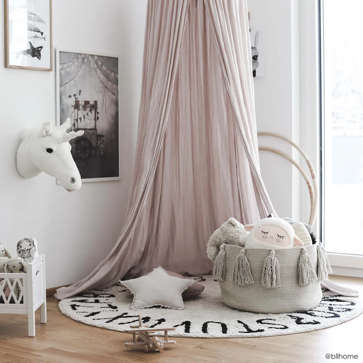 ABC Teppich, Ø 150 cm, natur / schwarz von Lorena Canals