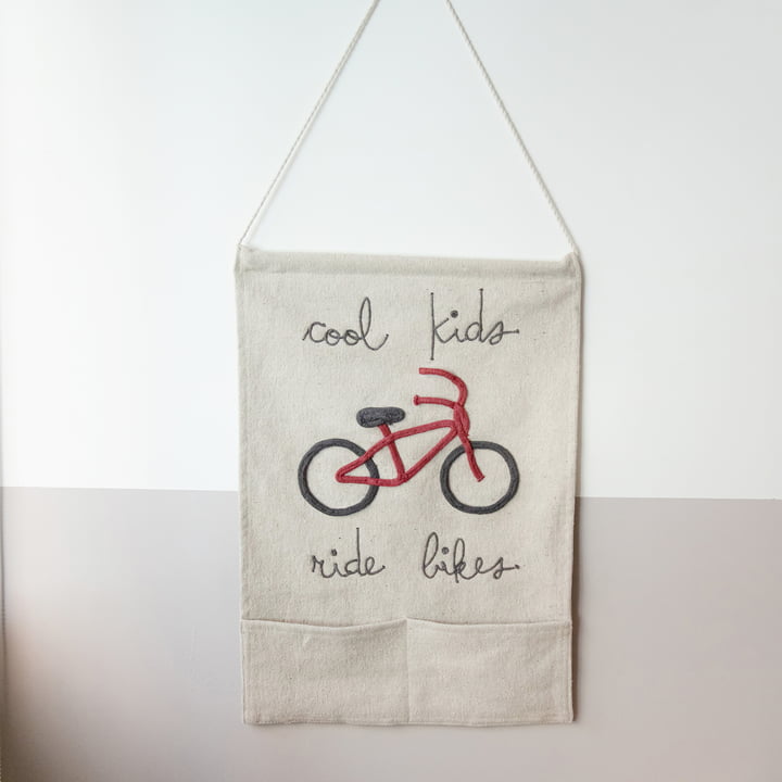 Wandteppich, Cool Kids Ride Bikes, 45 x 70 cm, natur / rot von Lorena Canals