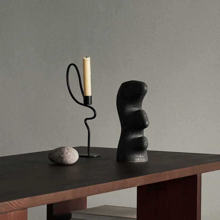 Valse Kerzenständer hoch, schwarz, Yara Vase von Ferm Living