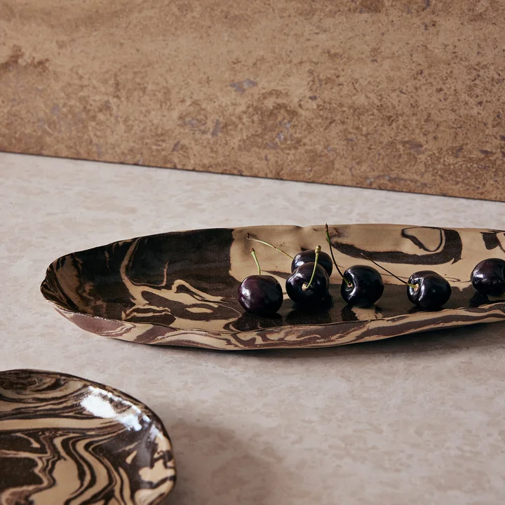 Ryu Teller und Schale von Ferm Living