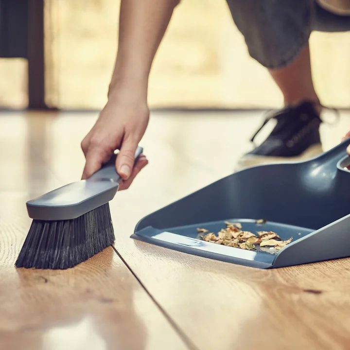 Joseph Joseph - CleanStore Kehrblech & Bürste