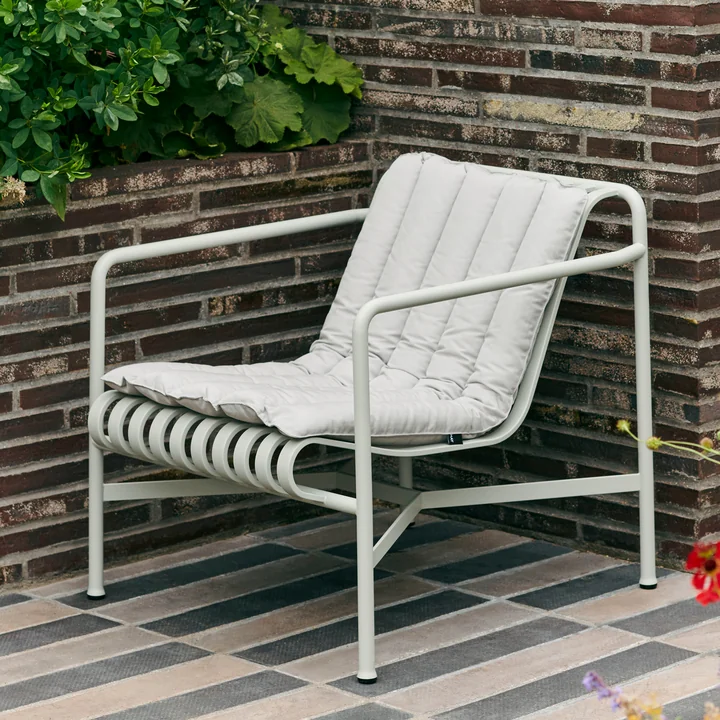 Palissade Soft Quilted Cushion von HAY