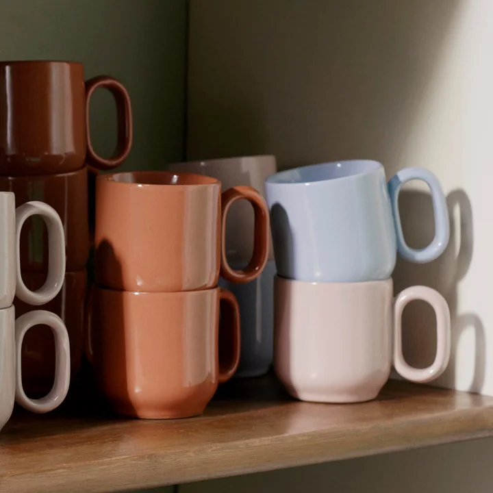 Barro Becher mit Henkel von HAY