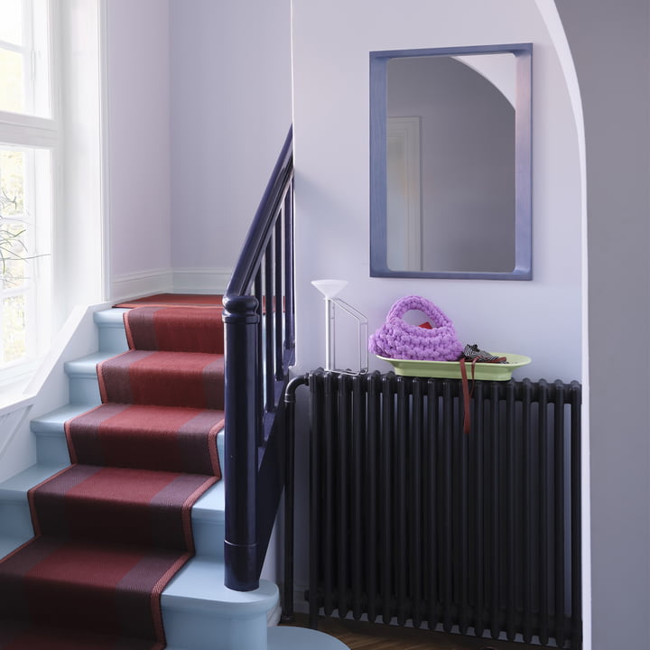 Arced Spiegel, 80 x 55 cm, helllila von Muuto