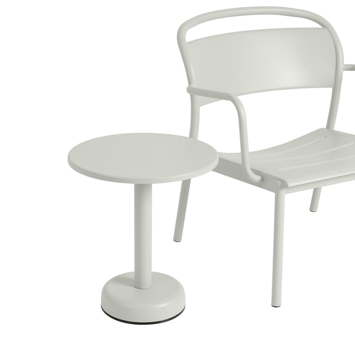 Linear Steel Outdoor Kaffeetisch mit Lounge Armchair, grau von Muuto