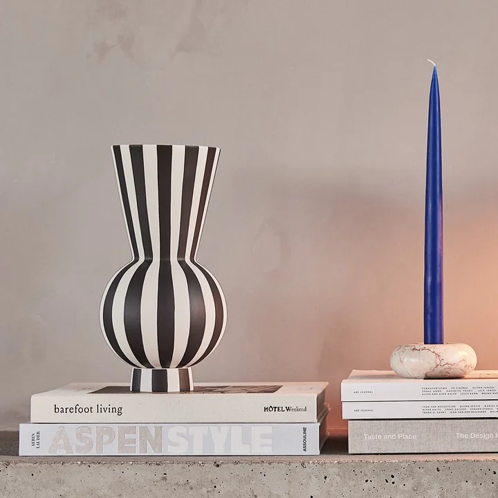 OYOY - Toppu Vase, Ø 14,5 x H 28 cm, weiß / schwarz