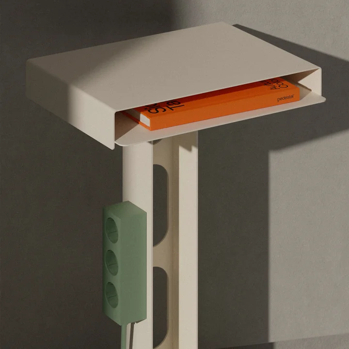 Sidekick Table von Pedestal