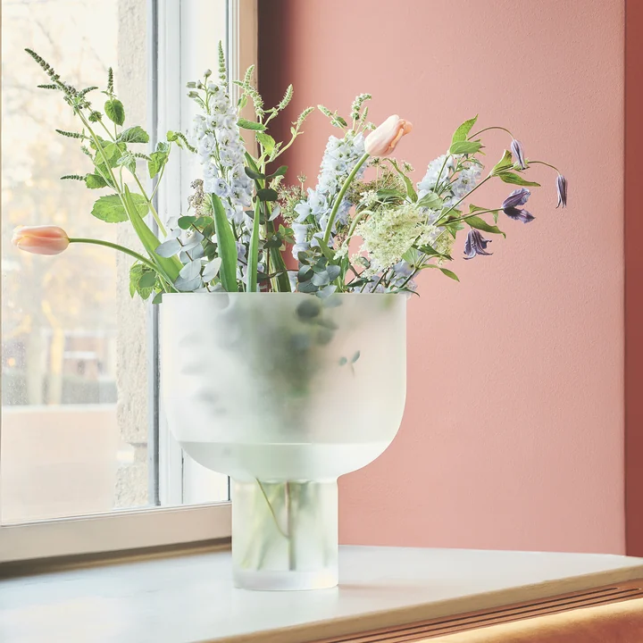 NEBL Vase Large, Ø 29 x 35 cm, frosted von Gejst