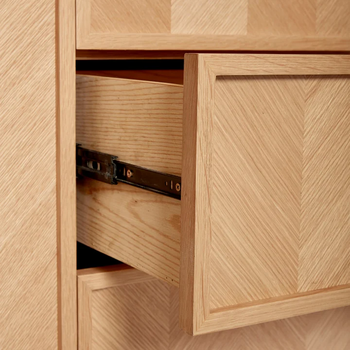 Hübsch Interior - Herringbone Kleiderschrank, Eiche, groß