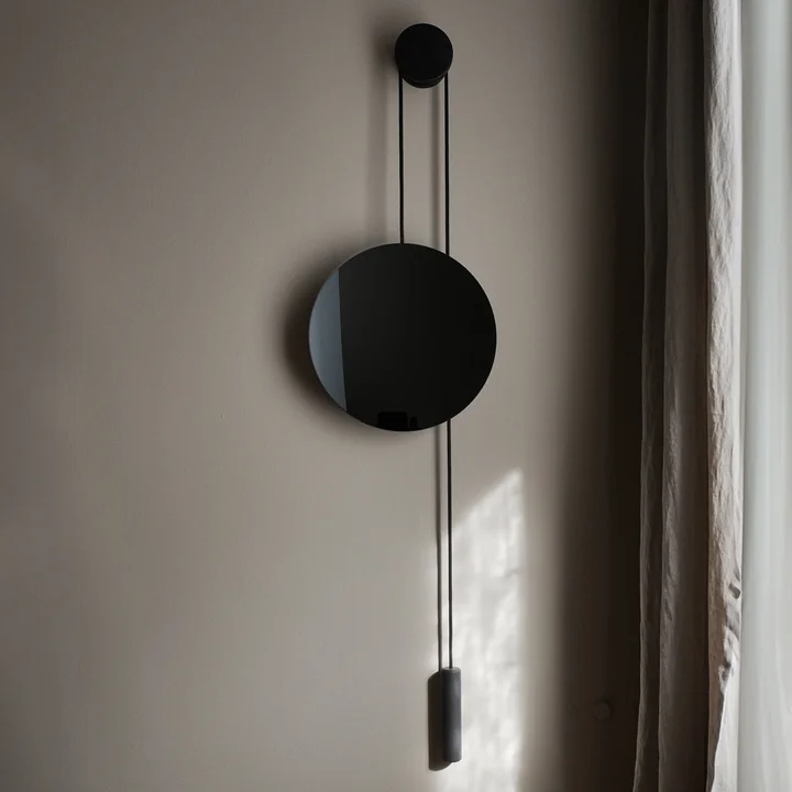 Rise & Shine Wandspiegel von New Works