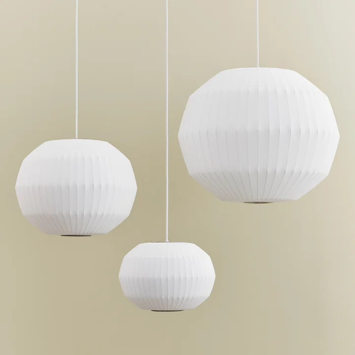Nelson Angled Sphere Bubble Pendelleuchten, off-white von HAY