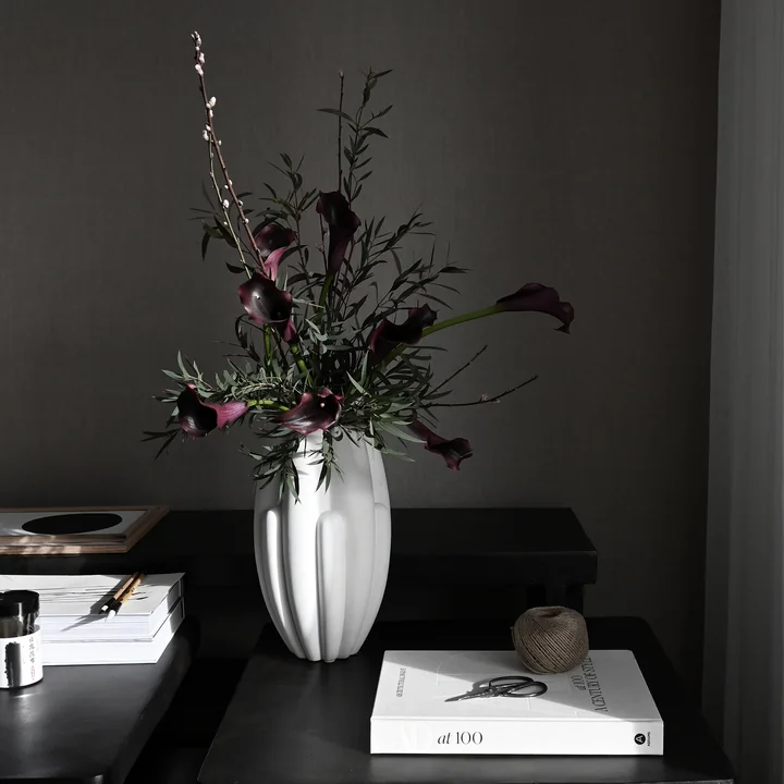 101 Copenhagen - Bloom Vase, mini, knochenweiß
