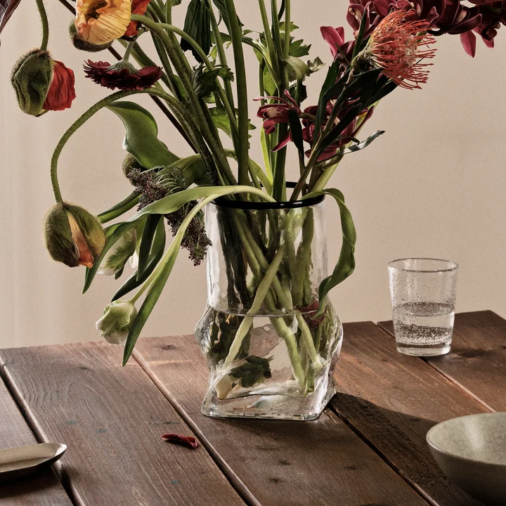 Broste Copenhagen - Ellen Vase, H 22 cm, schwarz