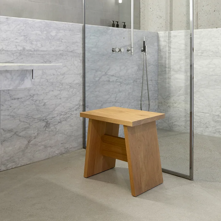 e15 - Langley Hocker, eiche