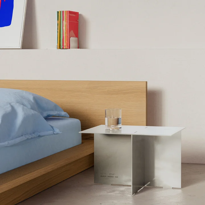 Novak Beistelltisch, Edelstahl geschliffen von OUT Objekte unserer Tage