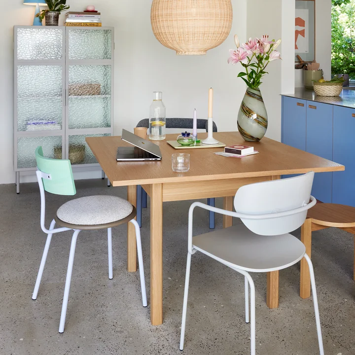 Hübsch Interior - Geo Esstisch 110 x 110 cm, Eiche