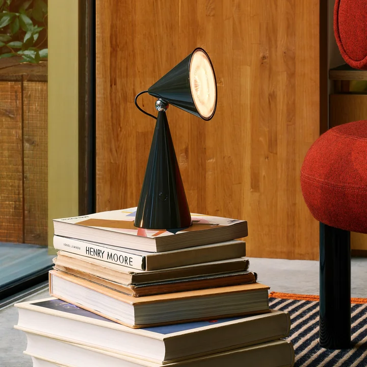 Tom Dixon - Pose LED Tischleuchte mit Akku, kelp