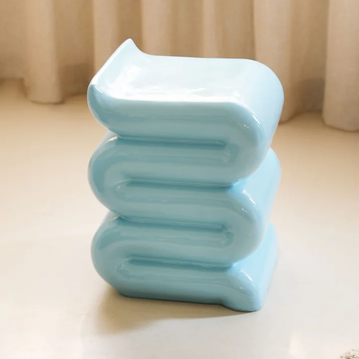 &klevering - Pillar Whip Beistelltisch, H 46 cm, pastellblau