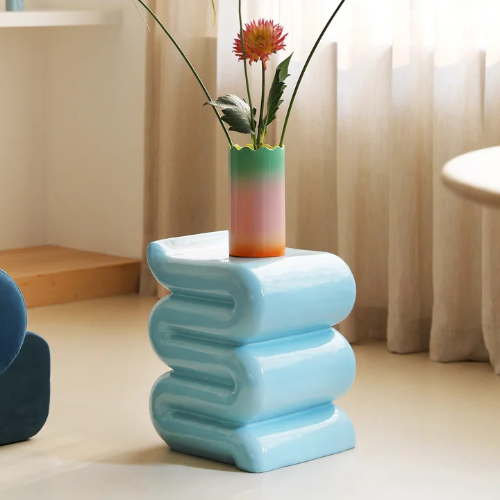 &klevering - Pillar Whip Beistelltisch, H 46 cm, pastellblau