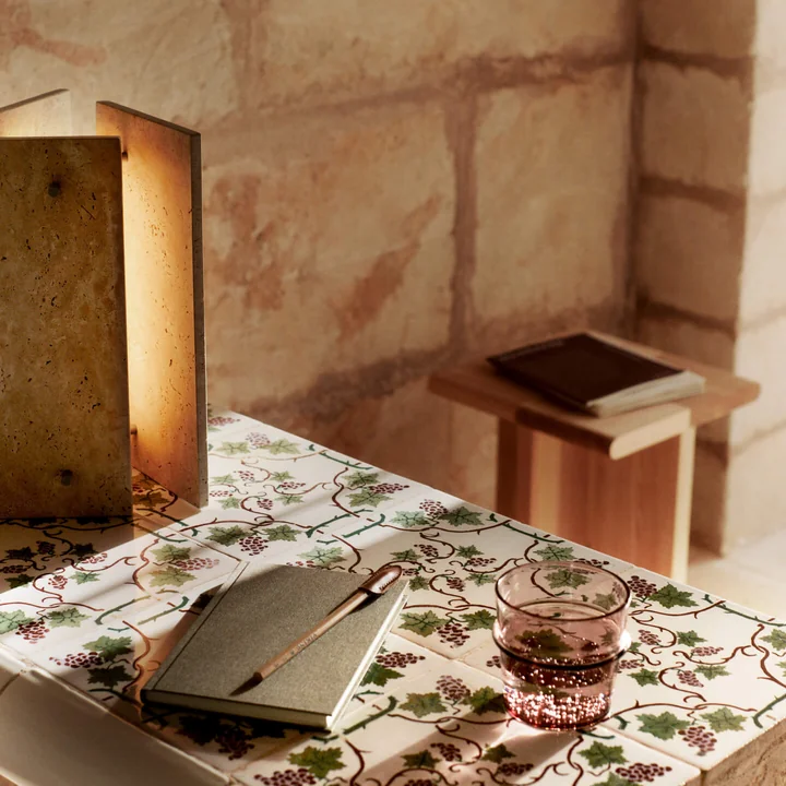 Ferm Living - Oeste LED Tischleuchte, sand