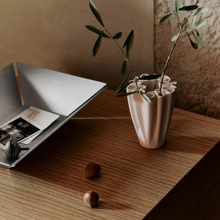 Ferm Living - Press Tablett, high, 21 x 30 cm, silber
