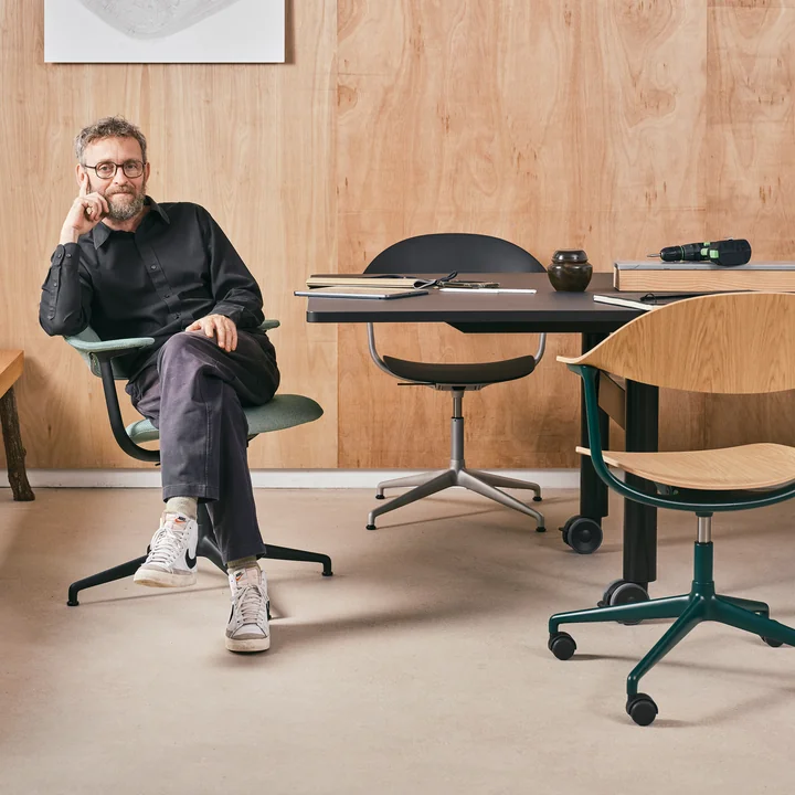 Vitra - Mynt Bürostuhl Viersterngestell basic dark / tiefschwarz