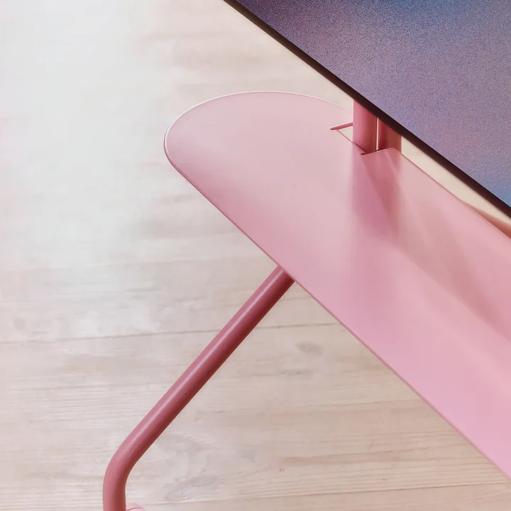 Pedestal - Pipe Shelf