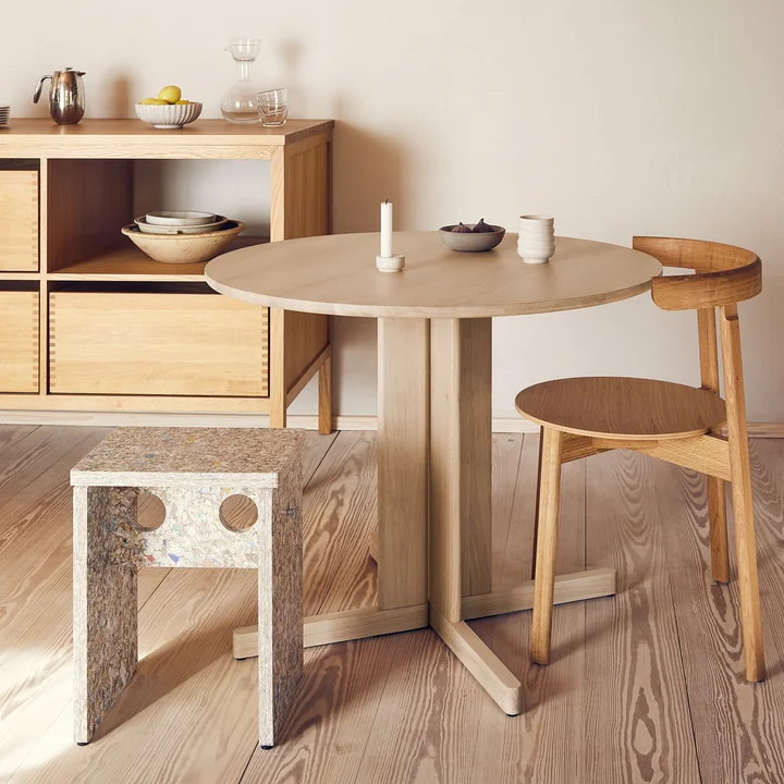 Form & Refine - Lunar Stuhl, Eiche geölt / Remake Hocker