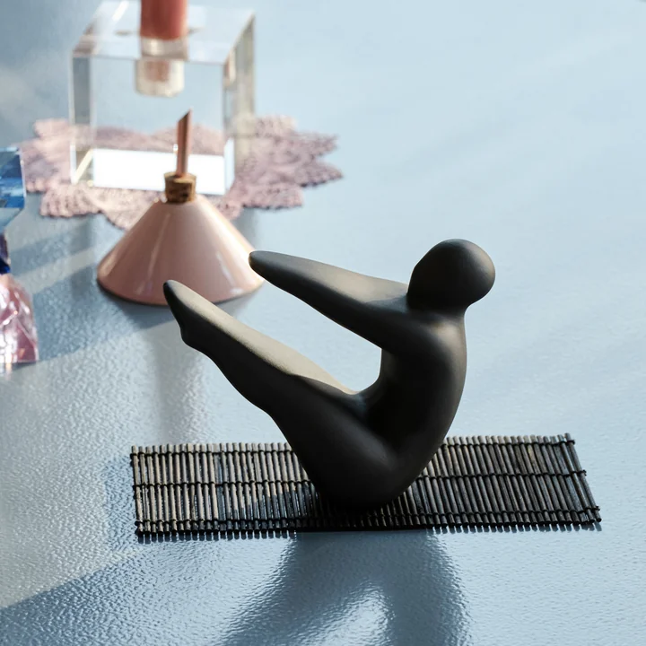 Design House Stockholm - Yoga Skulptur Nr. 2, schwarz