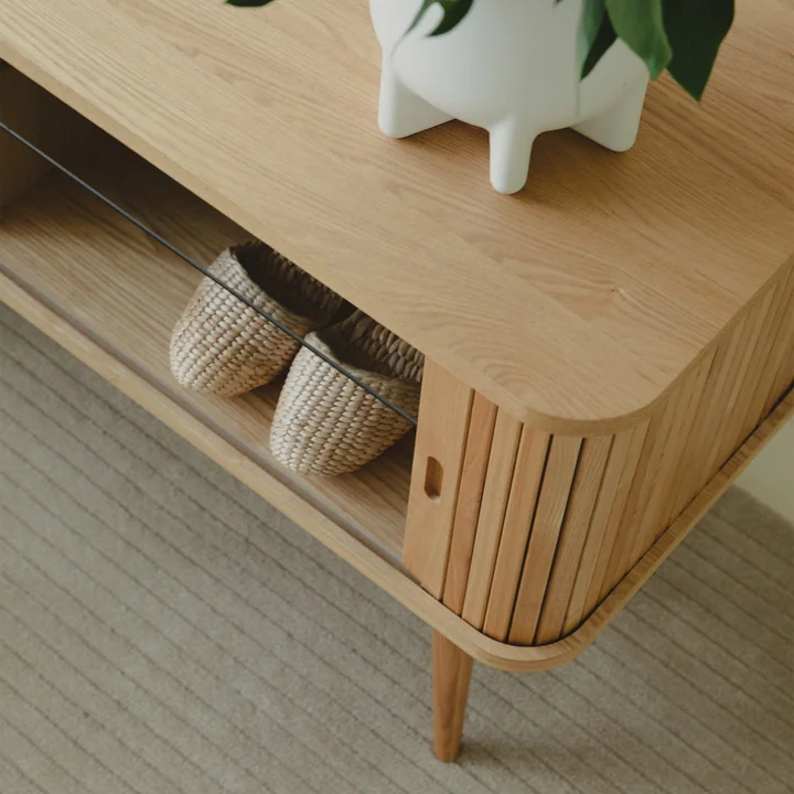 Zuiver - Barbier Sideboard mit Schiebetüren, Esche