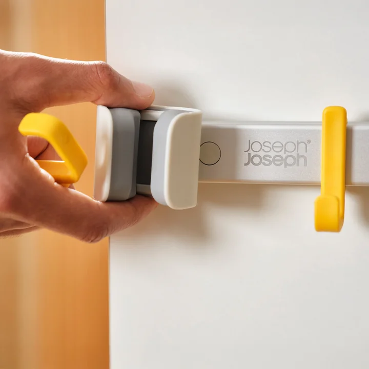 Joseph Joseph - CleanTech Wandhalterung für Putzgeräte, silber