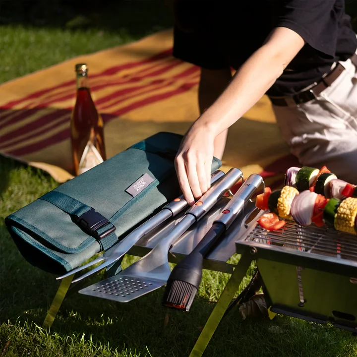Joseph Joseph - GrillOut Ausziehbares Grillbesteck-Set mit Transporttasche