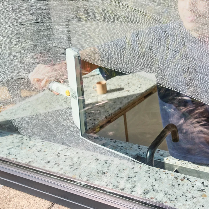 Joseph Joseph - CleanTech 2-in-1 Mikrofaser-Fensterwischer und -abzieher, stone