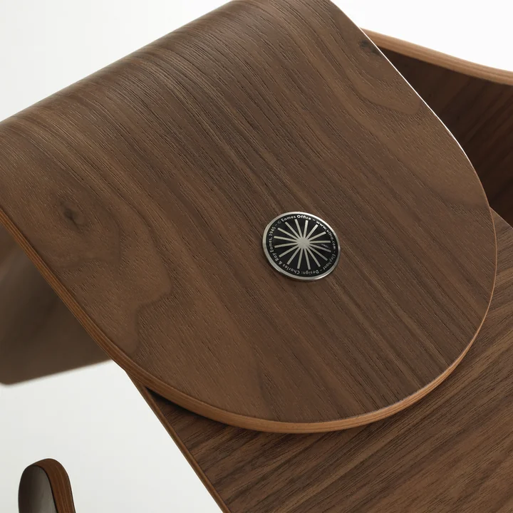 Vitra - Eames Elephant Plywood, Nussbaum natur