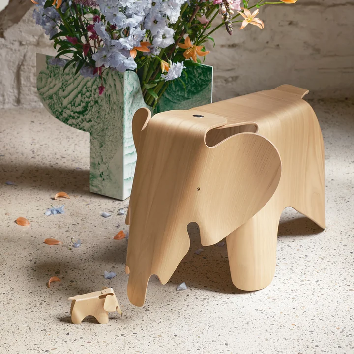 Vitra - Eames Elephant Plywood, Kastanie natur