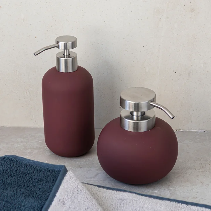 Mette Ditmer - Lotus Play Seifenspender, weinrot