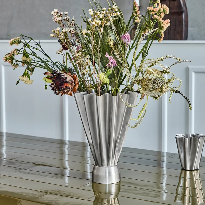 House Doctor - Flood Vase, Ø 23 x H 33 cm, gebürstetes silber-finish
