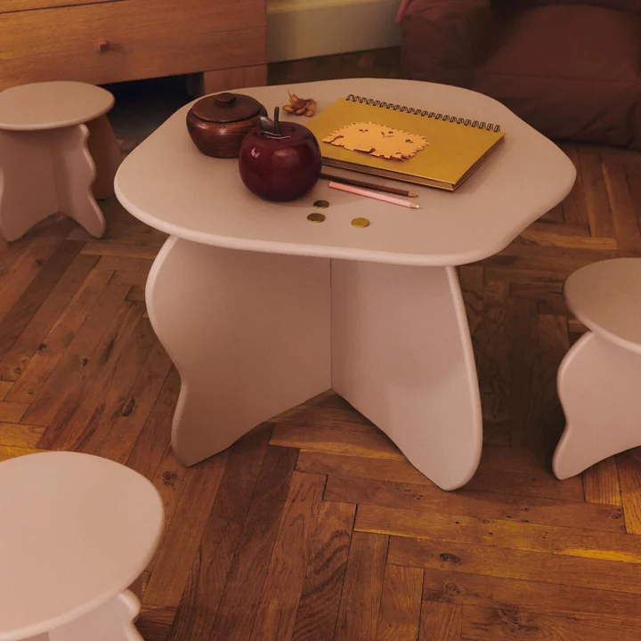 Ferm Living - Slope Kindertisch, rosa