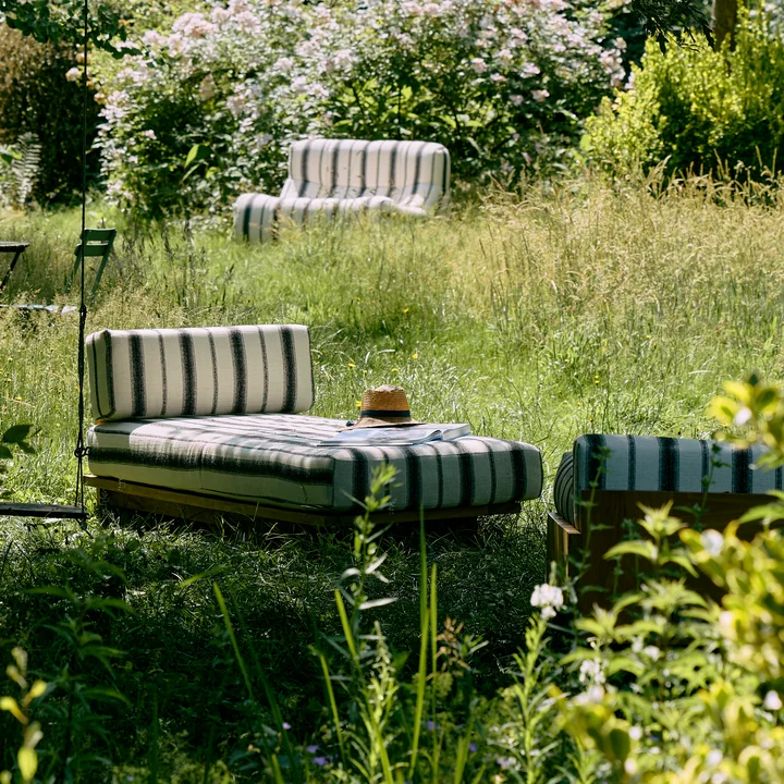 HKliving - Teak Outdoor Daybed, chalkstripe