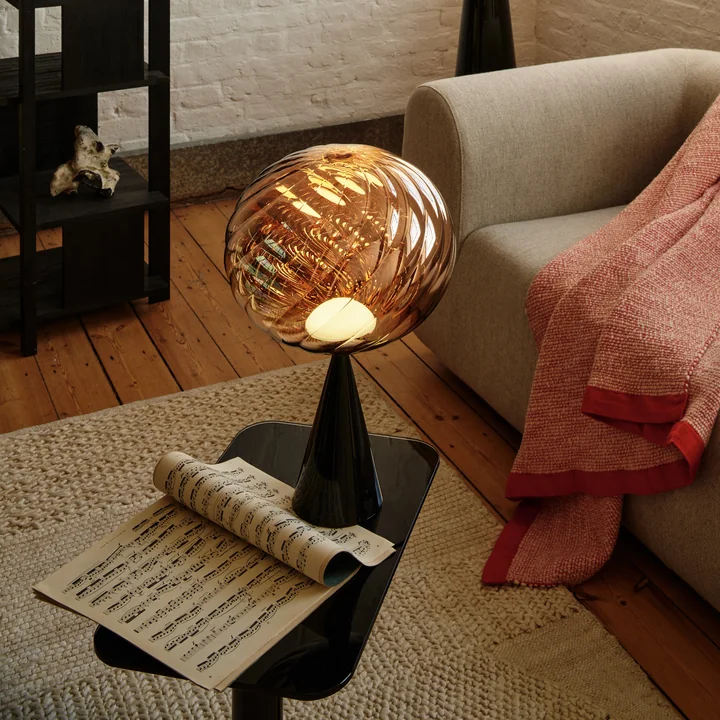 Tom Dixon - Whirl Cone Fat LED Tischleuchte, gold / schwarz