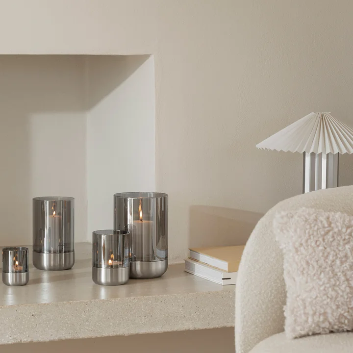 Taite Tischleuchte, lily white von Blomus