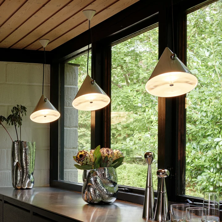 Tom Dixon - Pose LED Pendelleuchte, Ø 25 cm, putty