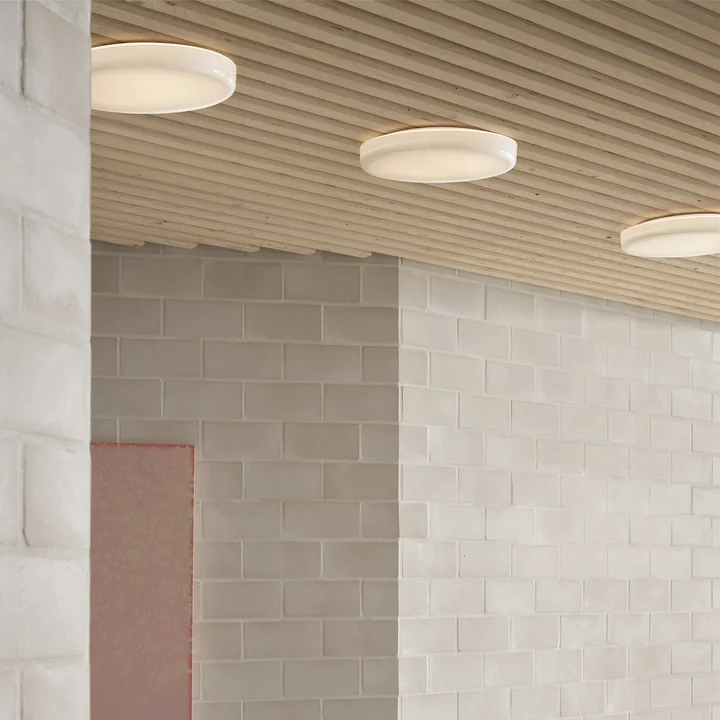 Muuto - Loop LED Wandleuchte / Deckenleuchte, weiß (ohne Kabel)