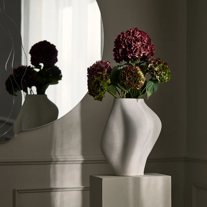 AYTM - Saltare Vase schmal, cream