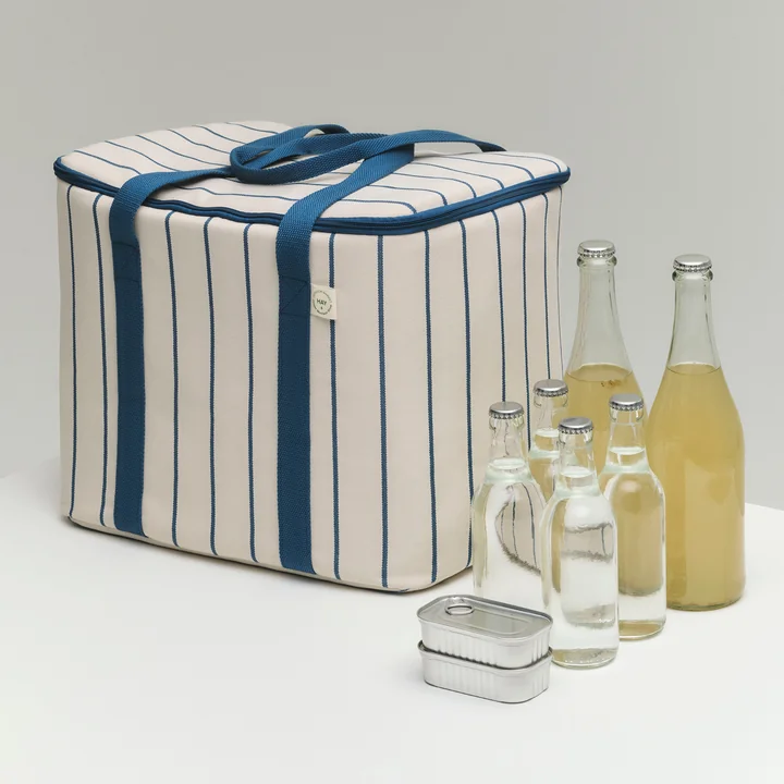 HAY - Outdoor Market Kühltasche M, beige mit blauen Streifen