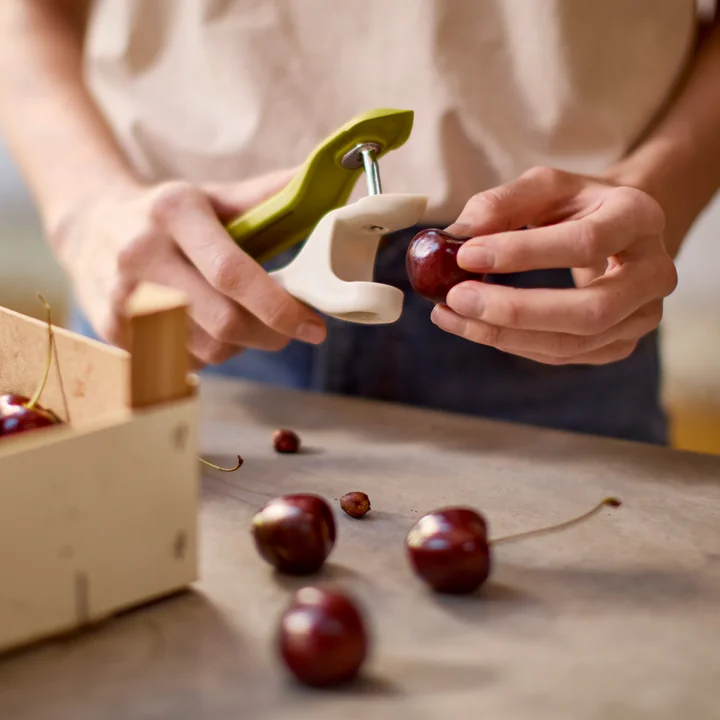 Joseph Joseph - Tweezy 2-in-1 Entkerner, stone / green