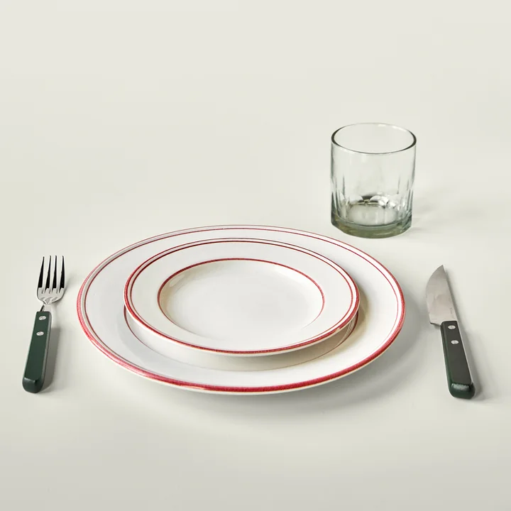 Nicolas Vahé - Bistro Teller, rot / weiß und Steak Steakmesser & Gabelset, grün 