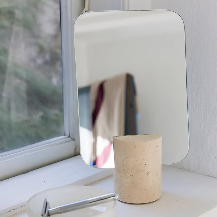Mette Ditmer - Travertine Spiegel, 18 x 30 cm, Ø 8 cm, leinen