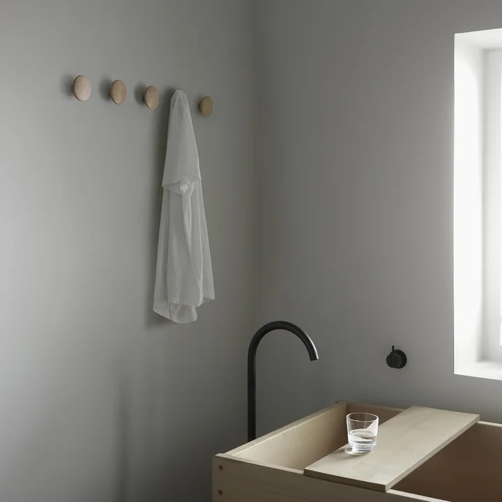 Muuto - Wandhaken "The Dots" single X-Small, Eiche geölt