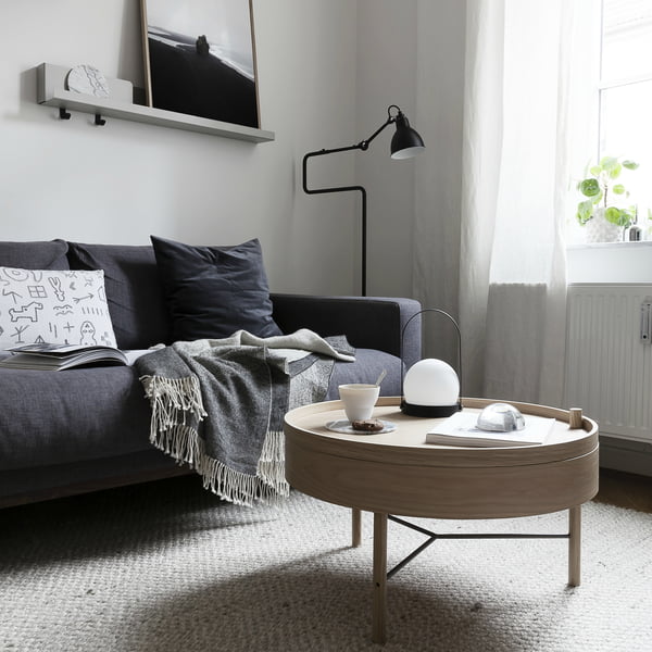 Wohnzimmer im modernen, skandinavischen Einrichtungsstil